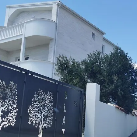 Zvoncica Deluxe Apartment