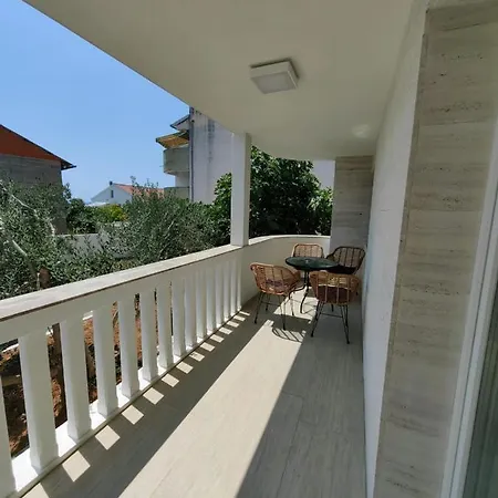 Διαμέρισμα Zvoncica Deluxe Βόντιτσε