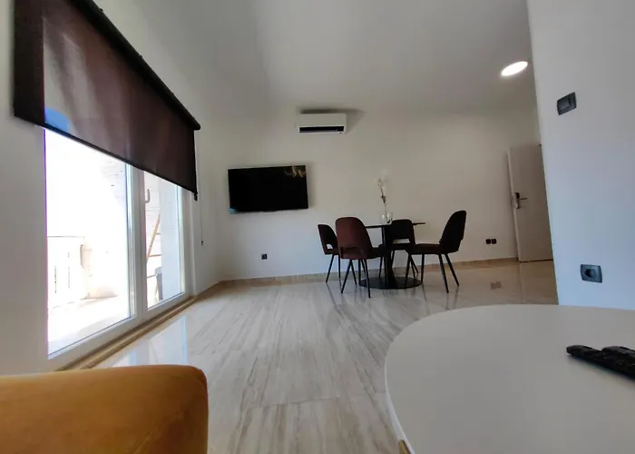 Apartman Zvoncica Deluxe *