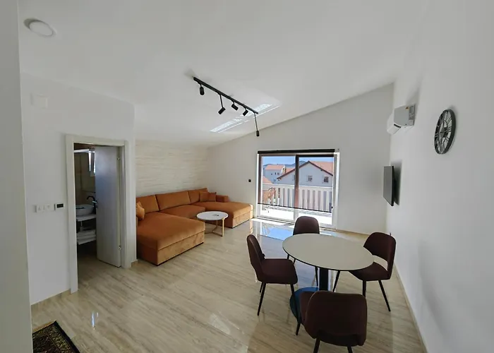 Zvoncica Deluxe Apartman *